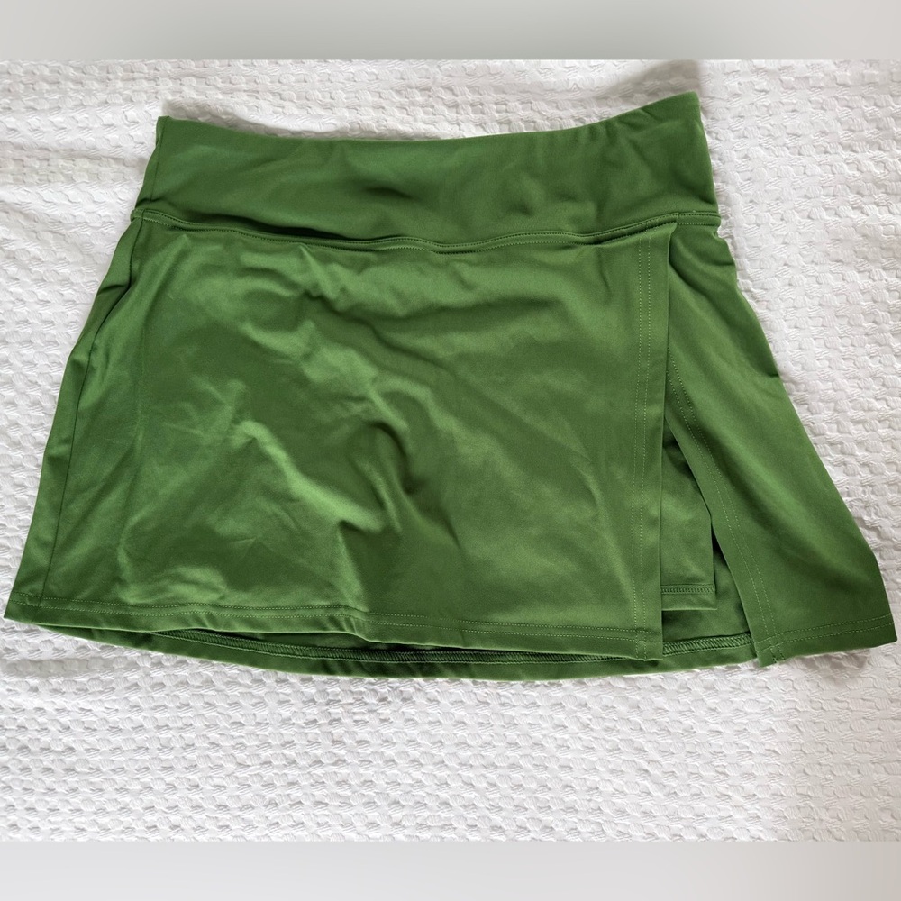 PacSun Green Athletic Skort - Picture 1 of 5